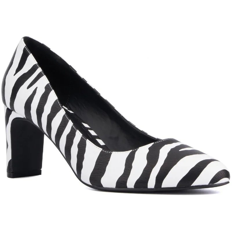 Fashion to Figure Womens Faux Leather Animal Print Pumps