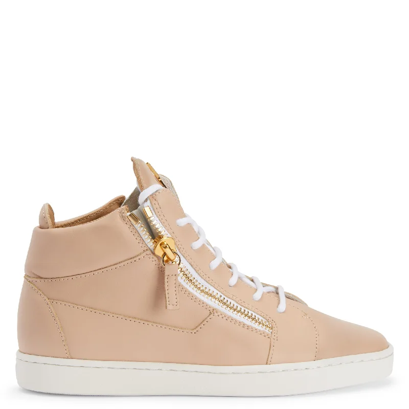 Giuseppe Zanotti Kriss