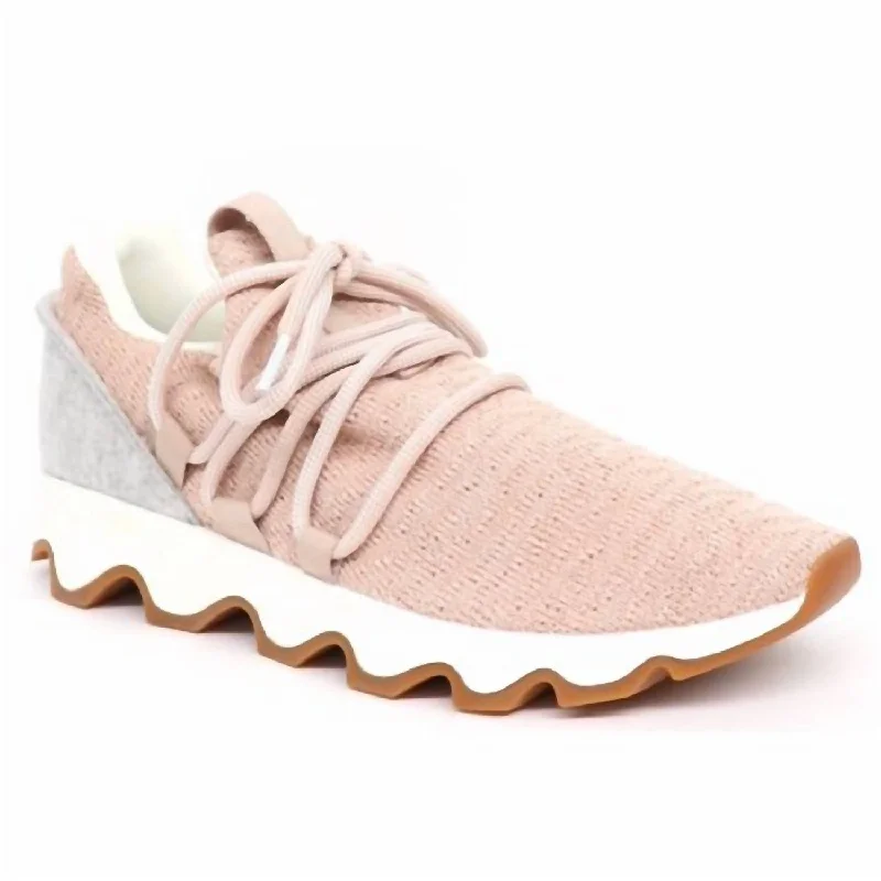 Kinetic Lace Sneaker In Pink/grey