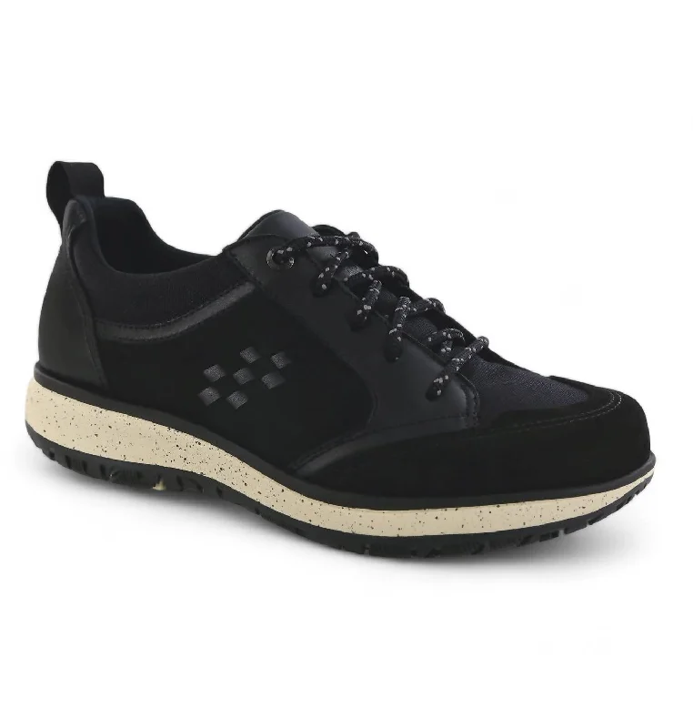 Women's Boulder Sneaker - Narrow Width In Black Ash