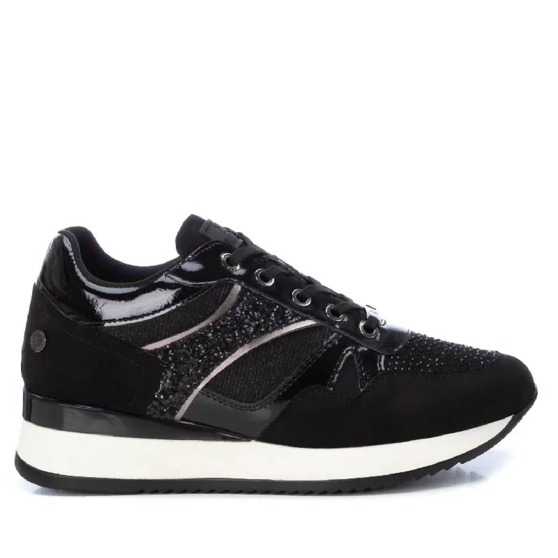 Women's Lace-Up Sneakers In Black