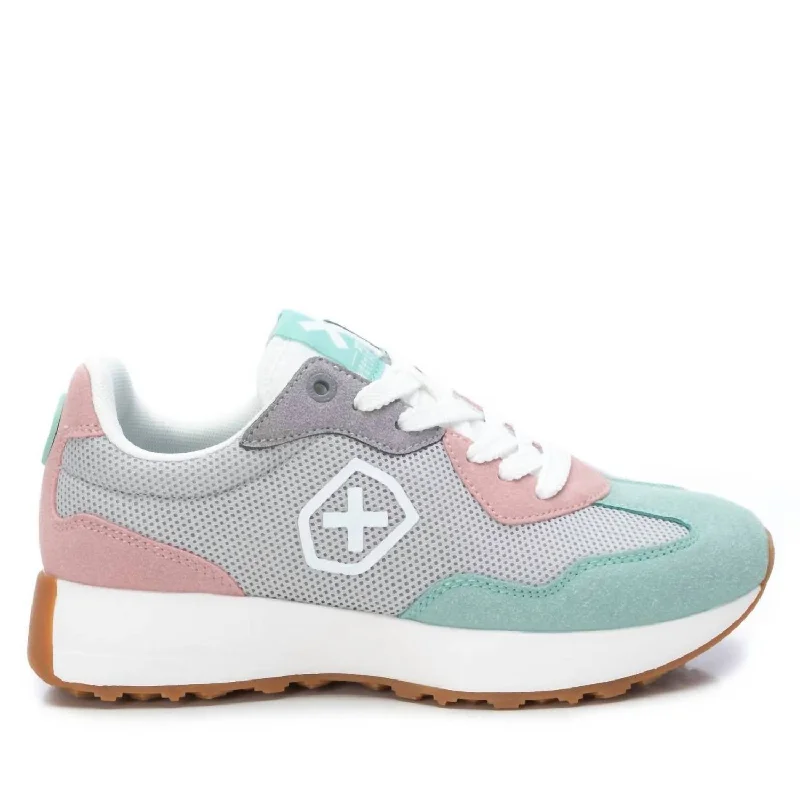 Women's Sneaker In Grey