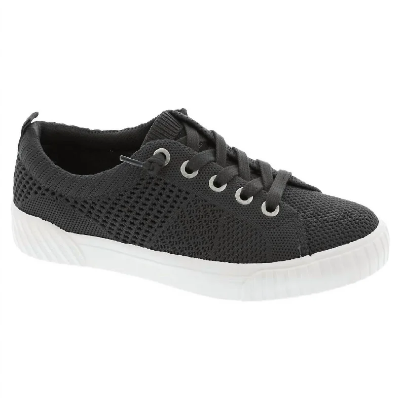 Women's Wistful Sneaker In Black