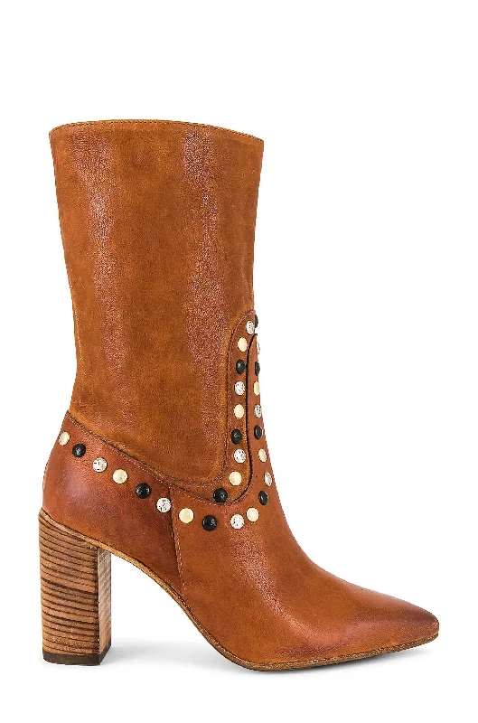 Studded Dakota Heel Boot In Rum