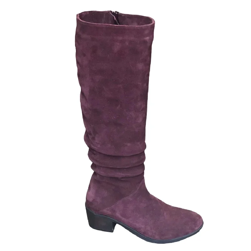 Women's Camryn Boots In Wine Suede