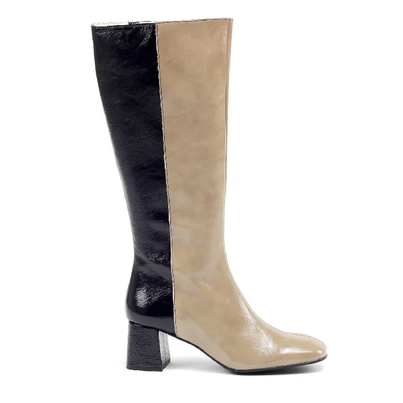 Women's Elegance Castoro Boots In Beige/black