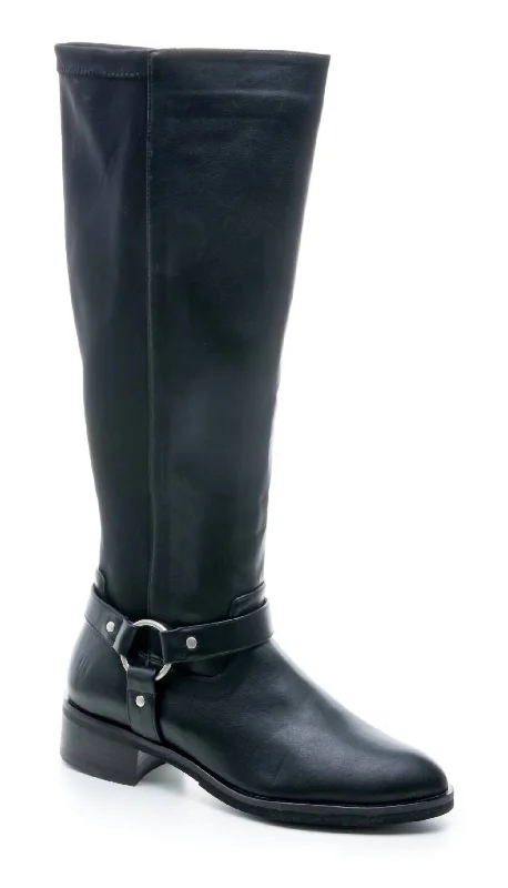 Women's Holler Boots In Black