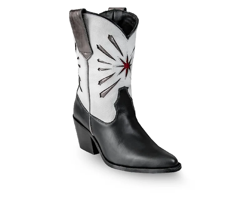 Women's Italian Western Premium Leather Show Boots In White & Black