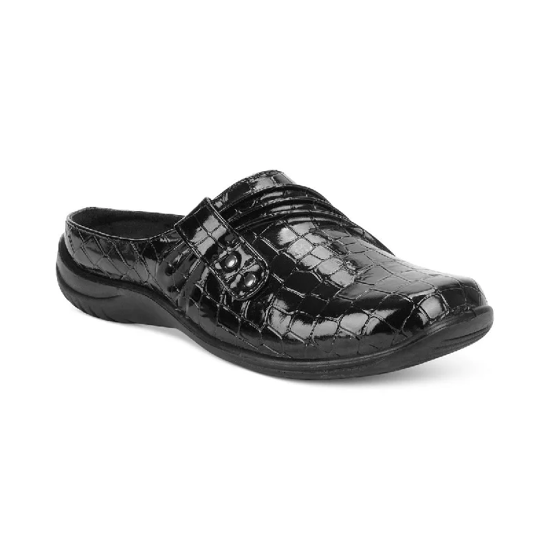 black patent croc