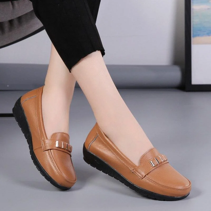 Women's Plus Size Genuine Leather Round Toe Slip-on Flats Loafers Shoes